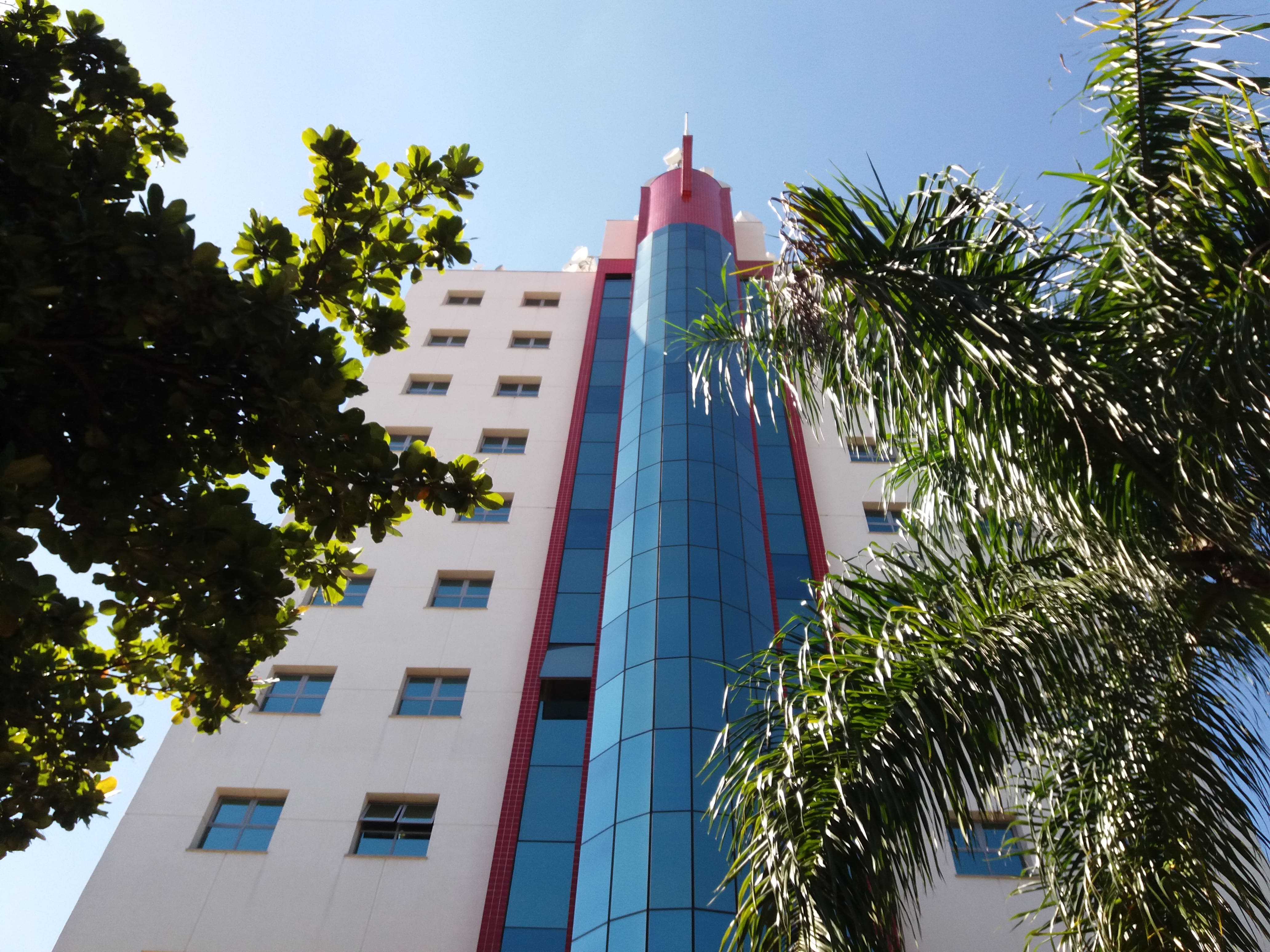 1 Torre Castelo - Fachada-min.jpg